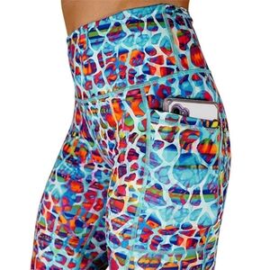 CVG Statement Capri Leggings Colorful Animal Print High Rise Festival Activewear